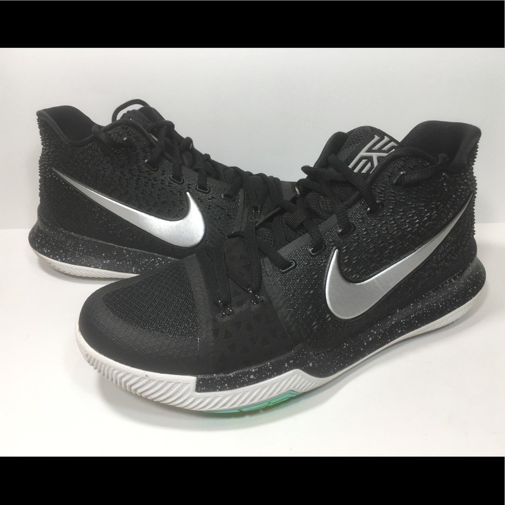 Nike Kyrie 3 Black Ice Men’s Sz 10.5